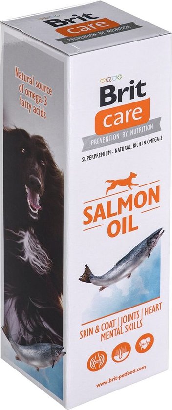 Doosje Brit Care Salmon Oil met afbeelding van een hond en zalm, oranje en grijs bedrukt.