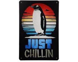 Metalen bordjes mancave – Just chillin – Wandbord – Mancave decoratie – Reclamebord – Strand decoratie - Tekstbord – Mancave - Metal sign – 20 x 30cm – Cave & Garden