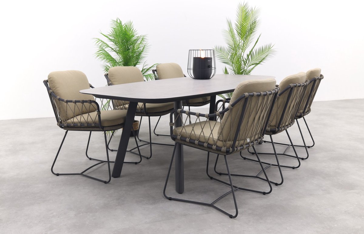 Taste Prego/Manolo Deens ovale tuinset - 7-delig - 240x103 cm.