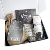 Cadeaupakket Van Harte Gefeliciteerd - cadeau pakket - verjaardag - bloembollen - chocolade - thee - badzout - vrouw
