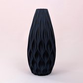 Dastium Home - 3D print Vaas Lisanne - Mat Donker Blauw - 40 cm - Vaas voor zijdebloemen - Exclusieve vaas gemaakt van duurzaam kunststof