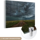 MuchoWow® Glasschilderij 180x120 cm - Schilderij acrylglas - Einde van de weg Tornado - Foto op glas - Schilderijen