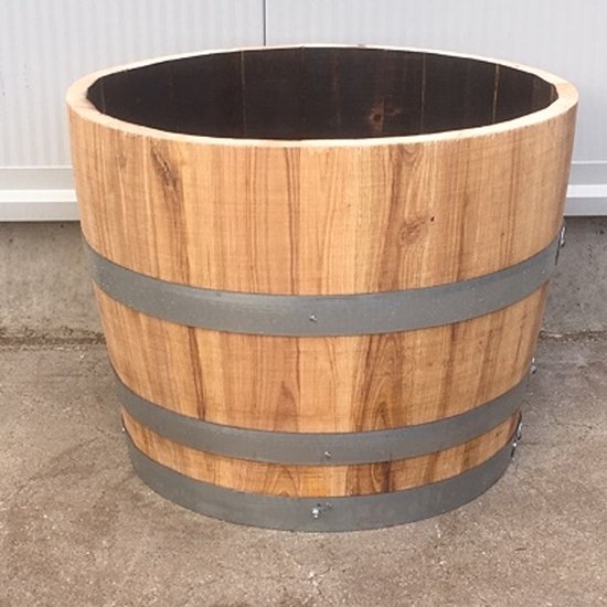Half Kastanjehouten Portvat 55 liter, geolied met lijnolie - Half wijnvat - Bloembak - Bloempot - Vijver
