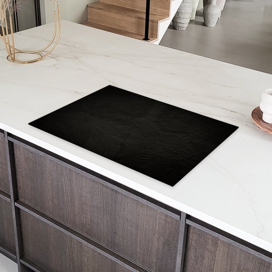 KitchenYeah© Inductie Beschermer 80x52 cm Keuken Decoratie Kookplaat Beschermer voor Inductiekookplaat Afdekplaat Anti Slip Mat - Wasbeer - Cute - Pasta - Tafelkleed - Zwart - Wit