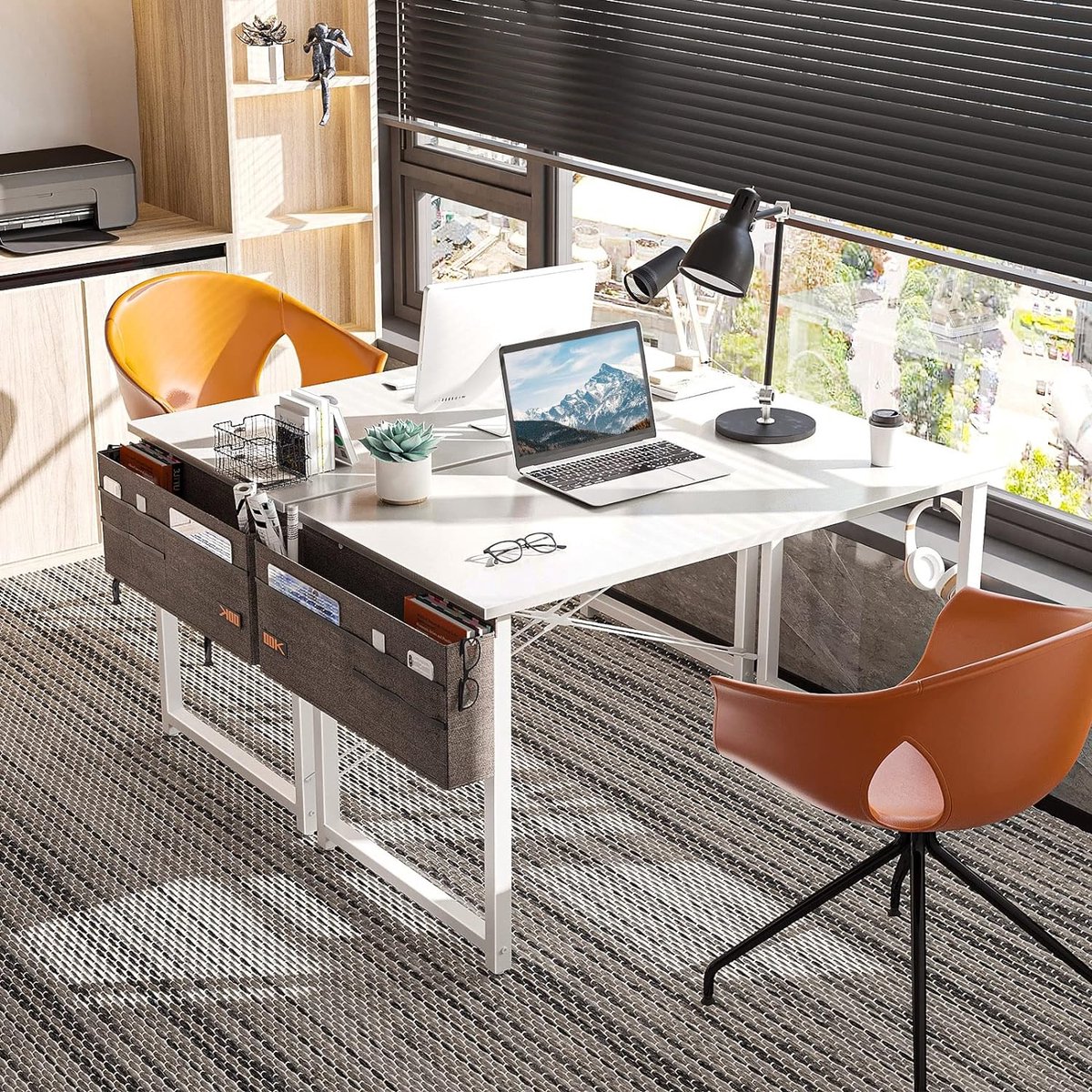 Petit Bureau, Bureau Compact avec Support pour Moniteur, Crochet Suspendu et Étagère de Rangement, Cadre Métallique en Forme de R, Blanc | Leroy Merlin