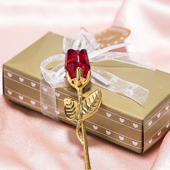 Allernieuwste.nl® Chrystal Gouden Rode Roos in Mooie Geschenkverpakking - Liefde voor Vrouw of Vriendin en Moederdag - Roos Rood - 55 x 120 mm
