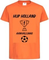 T-shirt Kinderen "Hup Holland AANVALLUH!!" EK Voetbal Europees Kampioen Kampioenschap Oranje | korte mouw | Oranje/zwart | maat 86/92