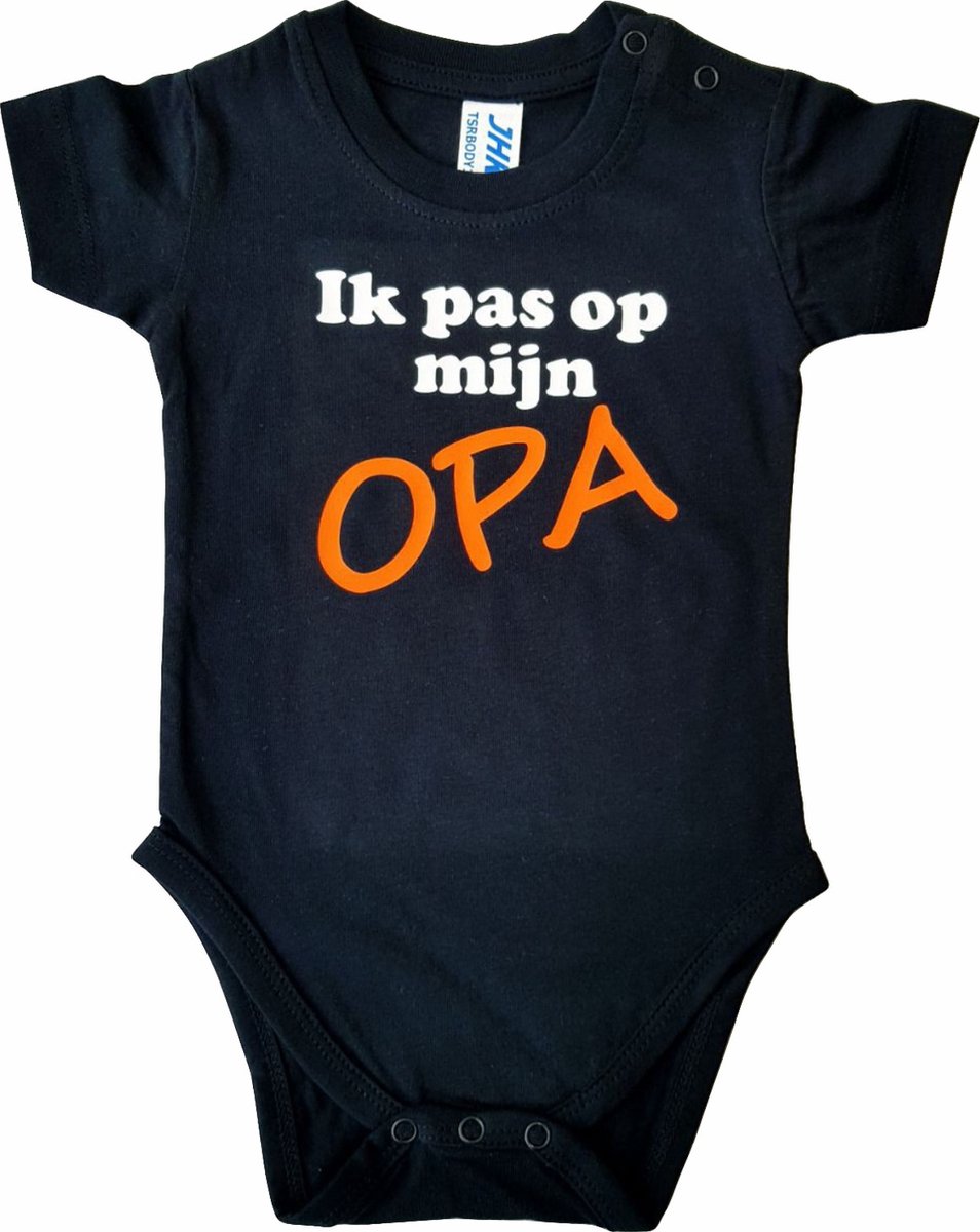 Zwarte romper met "Ik pas op mijn opa" - 3 maanden - grootvader, babyshower, zwanger, cadeautje, kraamcadeau, grappig, geschenk, baby, tekst