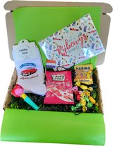 Cadeau box – Auto Rijbewijs – Geslaagd - Gefeliciteerd - Verrassings Pakket – Gift box – Grappig - Cadeau voor vrouw man – Kado – Sokken - Verjaardag cadeau – Geschenkdoos – LuckyDay Socks – Maat 37-44