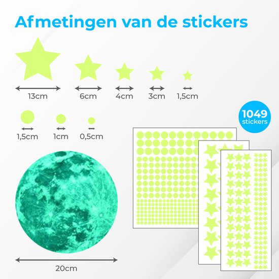 Afmetingen van de glow-in-the-dark stickers: sterren in 5 maten, stippen in 3 maten en een maan van 20cm.