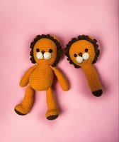 Babyspeelgoed - Handgemaakte knuffelbeertje - Leeuwensetje - Wol