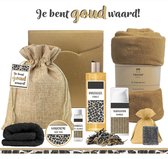 Geschenkset “Je bent goud waard!” - 8 producten - 1070 gram | Luxe Cadeaubox voor haar - Wellness Pakket Vrouw - Giftset Vriendin - Moeder - Cadeaupakket Collega - Cadeau Zus - Verjaardag Oma - Moederdag - Kerstpakket - Kerst Cadeau - Goud - Zwart