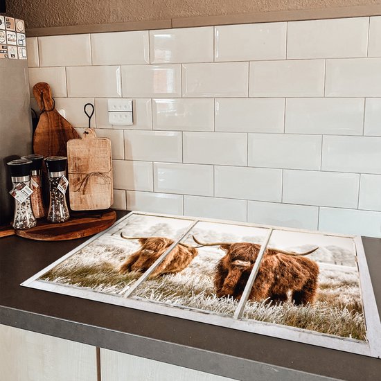 KitchenYeah® Inductie beschermer 74x48 cm - Schotse hooglander - Doorkijk - Koe - Kookplaataccessoires - Afdekplaat voor kookplaat - Inductiebeschermer - Inductiemat - Inductieplaat mat