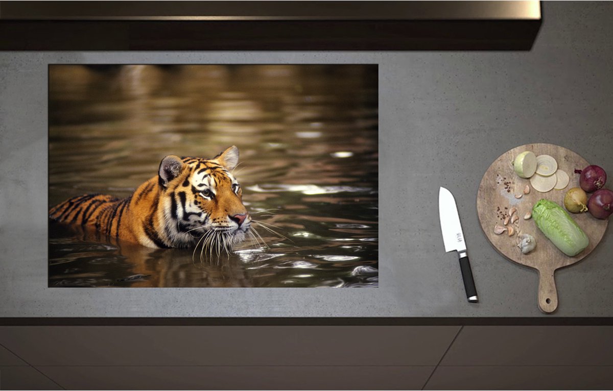 Inductieplaat Beschermer - Bengaalse Tijger in het Water - 80x55 cm - 2 mm Dik - Inductie Beschermer - Bescherming Inductiekookplaat - Kookplaat Beschermer van Wit Vinyl