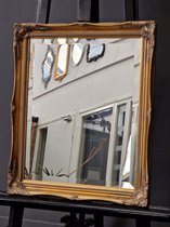 Kleine spiegel goud - Spiegel Denzel Buitenmaat 41x51cm in Barok lijst - Luxe spiegel voor toilet, toiletruimte, badkamer, hal of meidenkamer - Duurzaam extra helder spiegelglas met facet rand