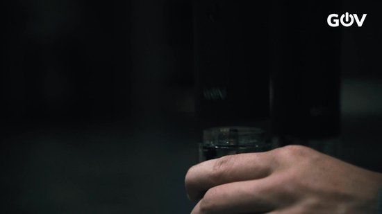 Salière et poivrière électrique GOV - Acier inoxydable régulier - Rechargeable - Édition noire - Zwart - Moulin à poivre - Cadeau - Acier inoxydable