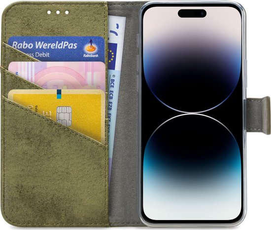 Étui de téléphone vert olive ouvert, avec trois cartes et un smartphone.