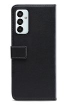 Mobilize Telefoonhoesje geschikt voor Samsung Galaxy M13 Hoesje | Mobilize Classic Gelly Wallet Bookcase Portemonnee | Pasjeshouder voor 2 Pasjes | Telefoonhoesje voor Pinpas / OV Kaart / Rijbewijs - Zwart