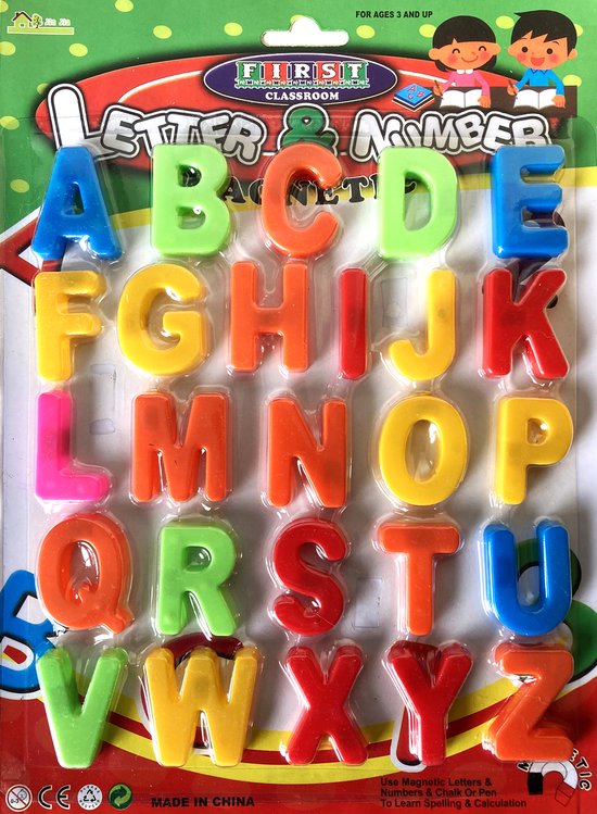 Magnetische letters A-Z in heldere kleuren: blauw, groen, oranje, geel, rood en roze. "LETTER & NUMBER" in de verpakking.