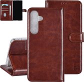 Multimedia & Accessoires PU Lederen Book Case Hoesje geschikt voor Samsung Galaxy A55 – Bruin - Portemonnee – Met Stand – Kaarthouder – Pasjes Houder – 3 Pasjes - Magneet Sluiting – Bookcase