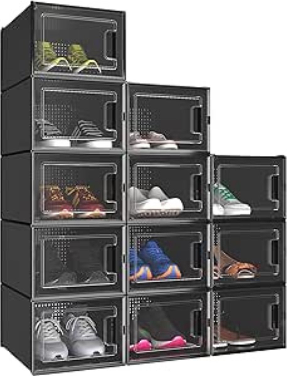 Schoenenbox - Schoenendoos - Stapelbaar - Niet-giftig - Geschikt tot maat 45,5 "Organiseer je schoenen moeiteloos met onze stapelbare schoenendozen, gemaakt van niet-giftig zwart plastic, geschikt voor schoenmaten tot 45,5."