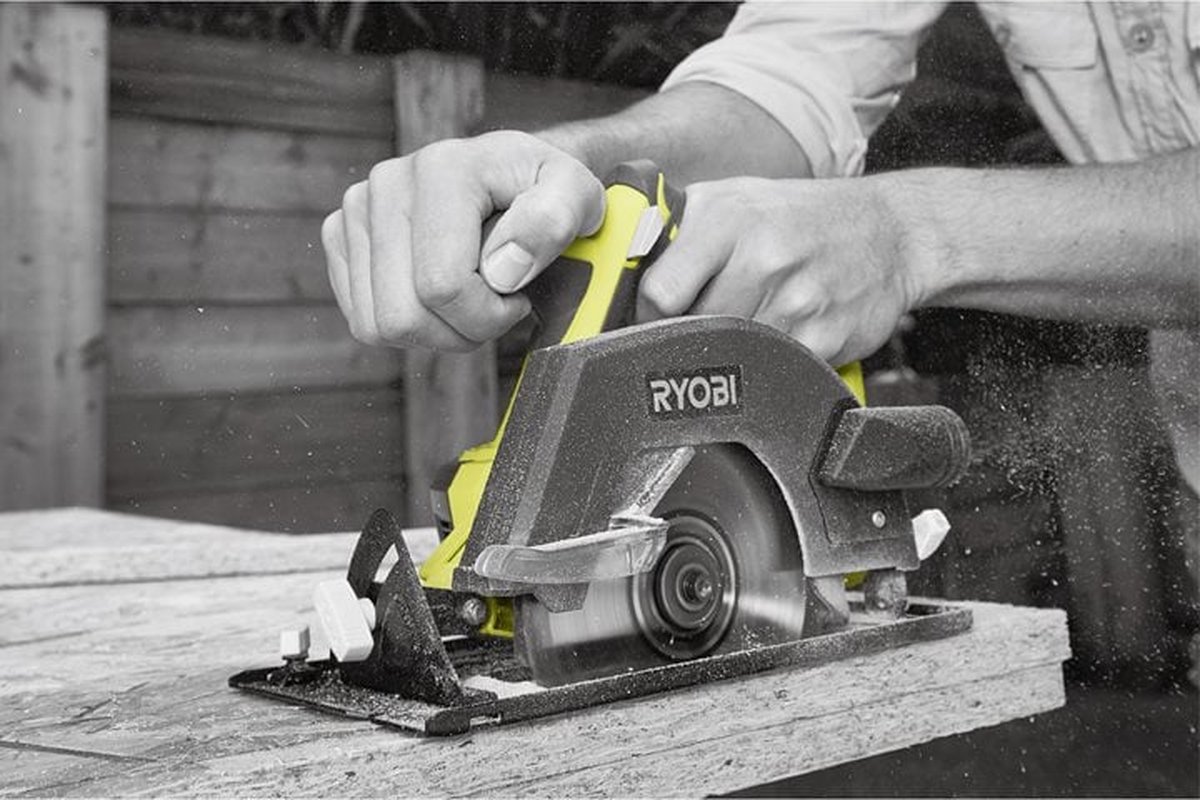 Ryobi R18CSP-0 One+ 18V Li-Ion Accu cirkelzaag body - 150mm – foto 4