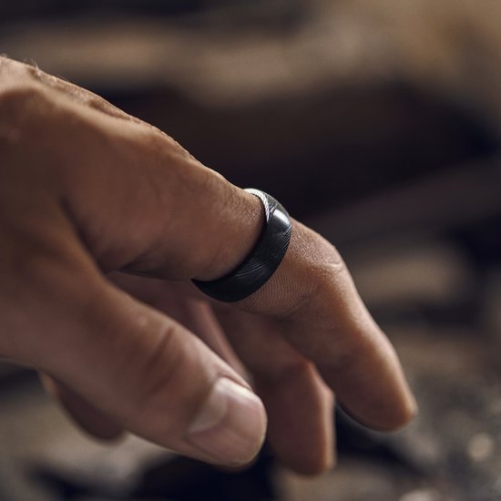 Fortis | Bague en acier Damas couleur noire - 7 mm