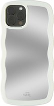 xoxo Wildhearts Wavy mirror case Creme telefoonhoesje - Geschikt voor iPhone 12 Pro - Golvend spiegelhoesje - Wolken hoesje - Schokbestendig - Cloud case - Silicone case met spiegel - Creme