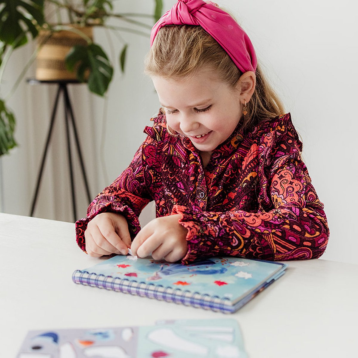 Disney Frozen Totum vakantie doeboek sticker puzzelboek - stickeren op nummer en kleurboekje - sticker by number educatief speelgoed knutselen 25-delig — afbeelding 6