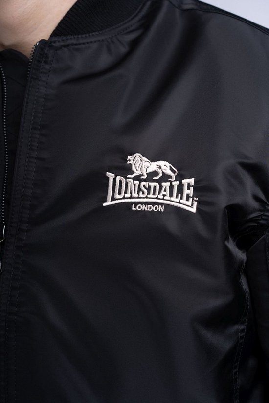 LONSDALE Tussenjas 'Acton' in Zwart | ABOUT YOU