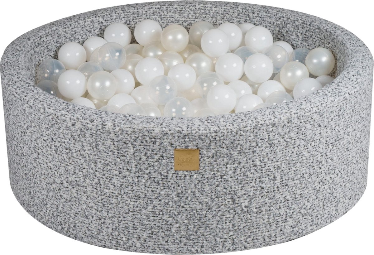 Ballenbak boucle ( teddy stof) 90 x 30 cm + 200 ballen