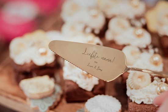 Foto: Bolletoet taartschep moederdag gepersonaliseerd taart decoratie verjaardag jubileum