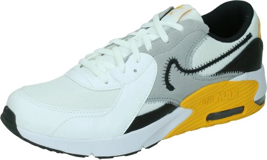 Nike air max excee in de kleur wit.