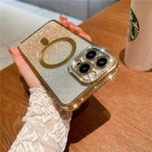 iPhone 15 Pro Max Glitter Hoesje Met Lensbeschermer met Strass Decor plus transparent hoesje - Gold- MagSafe Compatible - Magneet Case Met Ring iPhone 15 Pro Max transparant en Gradient Glitter 2 in een hoesje - Goud