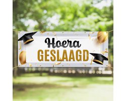 Spandoek | Vlag | Hoera Geslaagd! | 150 x 50 cm | Afstudeerpet | Academic cap | Geslaagd versiering | Feestversiering | Rijbewijs | Eindexamen | Diploma | Thuisstudie