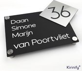 Kirinify - Zwart naambordje voordeur met huisnummerbord 20x15cm - Luxe RVS Afstand houders - Voordeligste keuze
