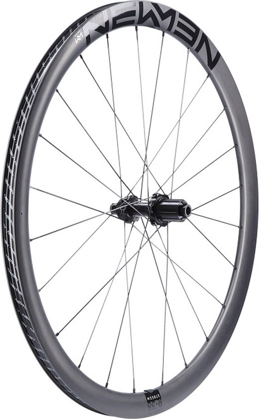 NEWMEN Roue arriere 28 Velo de course Road Advanced SL R.38 Streem Carbone . bol