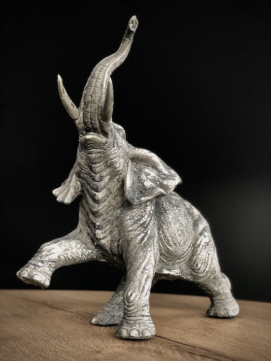 Walking Elephant 33 cm hoog - Dierenbeeld - Olifant - Afrika - Interieurdecoratie - Grijs - Cadeau - Geschenk - Verjaardag - Moederdag - Vaderdag - Valentijn - Kerst - Nieuwjaar