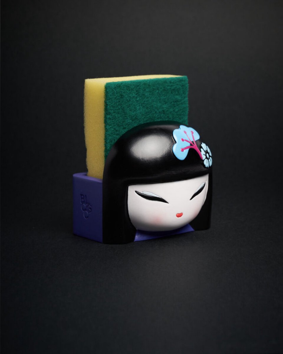BLOGO Design GEISHA KOKESHI Limited Edition Collection “MAIKO polyresin Sponshouder Gootsteen B8 4xD6 5x H7 5cm Gewicht 300 gr