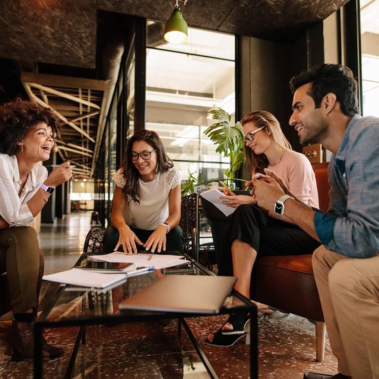 Podec Smartwatch Bracelet magnétique en acier inoxydable Starlight - Convient pour Apple Watch - Bracelet adapté pour iWatch 41/40/38 mm - Convient pour les séries 1/2/3/4/5/6/7/SE