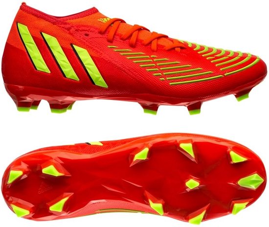 Adidas predator edge.2 fg in de kleur rood.