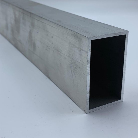 Tube rectangulaire en aluminium (manchon) - 40x20x2mm - 1500mm