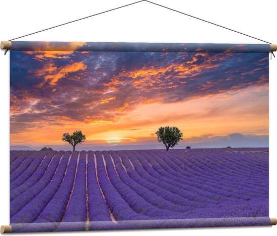 Textielposter - Zonsondergang bij Lavendel Veld in de Zomer - 90x60 cm Foto op Textiel