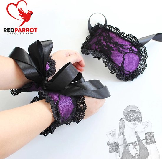 MAVURA attaches de lit »Ensemble de contraintes Utimi bondage main pied  sexe ensemble de retenue de lit menottes menottes attaches d - Achat /  Vente MAVURA attaches de lit »Ens - Cdiscount