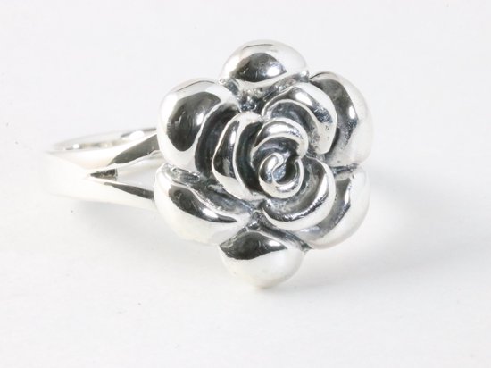 Zilveren ring met roos - maat 19.5