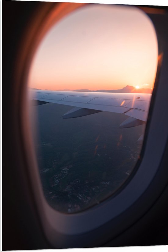 WallClassics - Feuille de Mousse PVC - Vue d'une Fenêtre d'Avion sur Terre au Coucher du Soleil - Photo 70x105 cm sur Feuille de Mousse PVC (Avec Système d'accrochage)