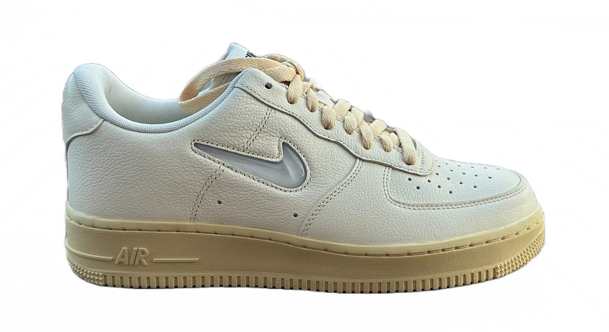 Nike Air Force 1 0’7 LX Sneakers Bone Coconut Milk/light Crimson