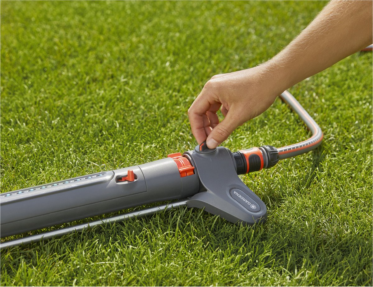 Gardena Arroseur oscillant AquaZoom S - Arroseur de jardin - 9 à 150 m²
