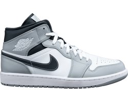 Air Jordan 1 Mid Light Smoke Grey Anthracite 554724-078 Maat 40 Grijs  Schoenen | bol.com