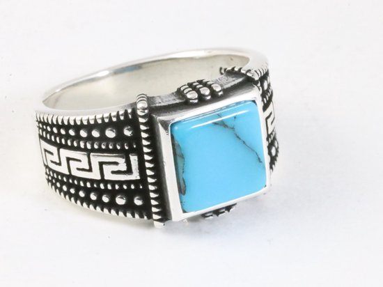 Bewerkte zilveren ring met blauwe turkoois